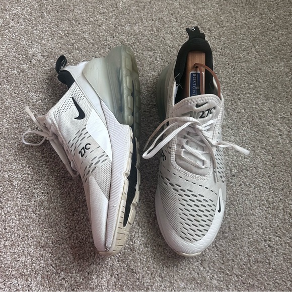 Nike Air Max 270 Men's Size 9 White Black Pure Platinum AH8050-100 Running Shoes - Picture 9 of 12